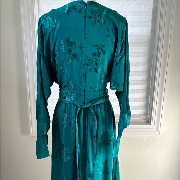 Q&P Rana Modest Maxi Dress - Picture 9 of 11